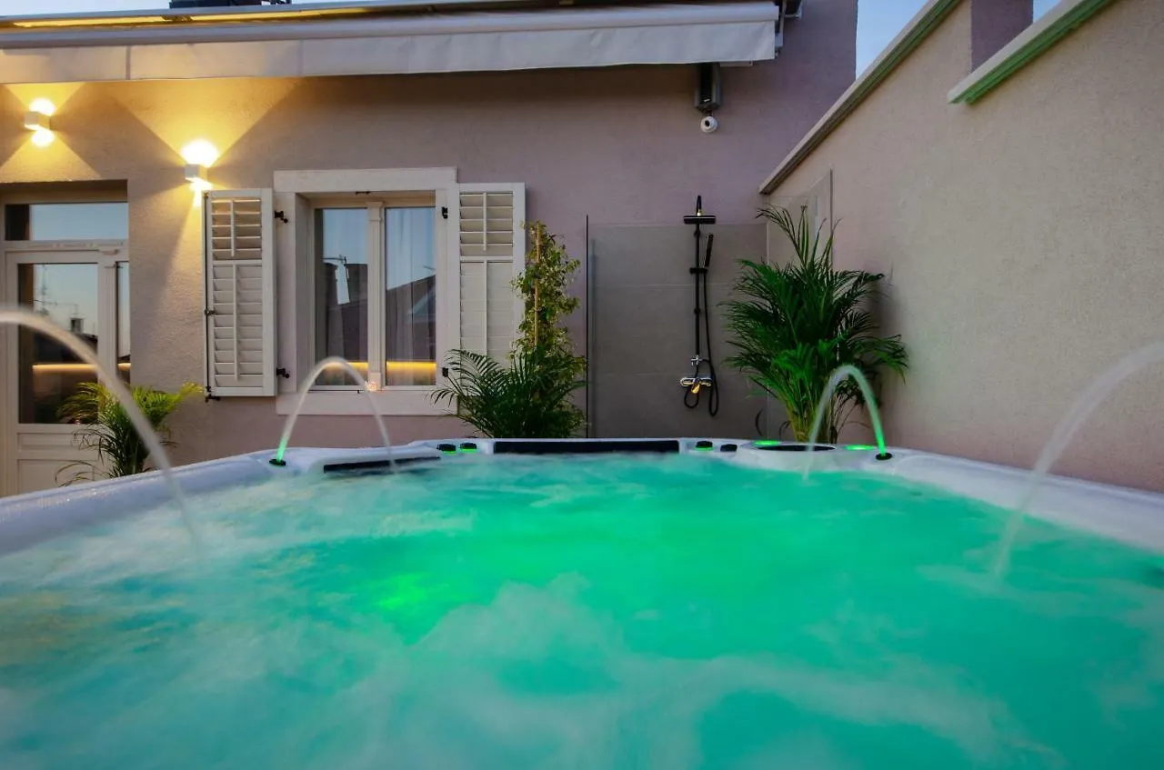 Guest house Villa Brandestini Pula