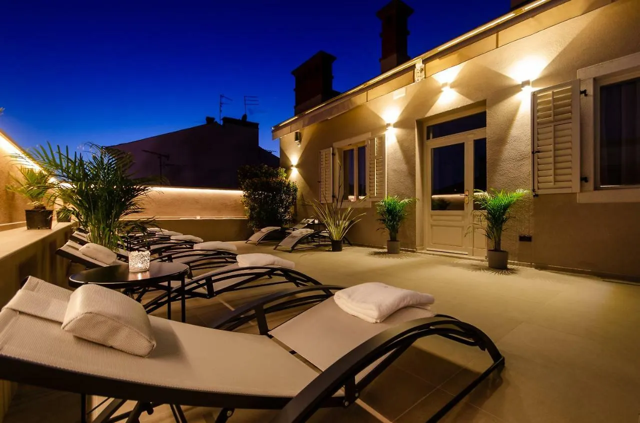 Villa Brandestini Pula 4*,